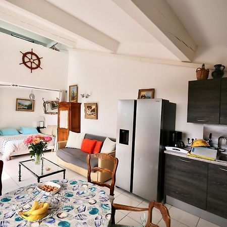 Duplex Vue Mer Plage De Saint-Clair Le Lavandou Luaran gambar